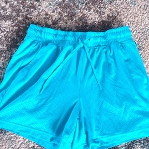 Women's sml Athletic shorts